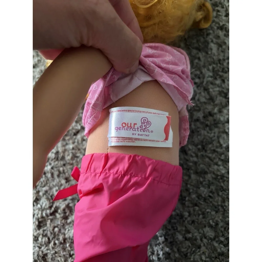 Our Generation Anais Veterinarian Doll 18
